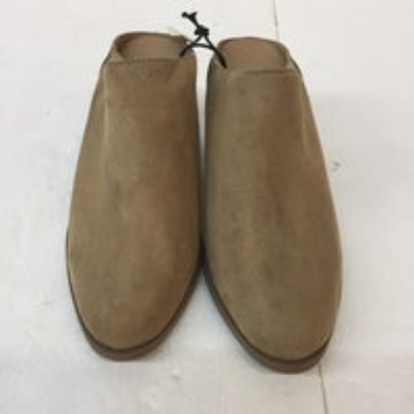 GAP Shoes - NWT Gap Light Brown Booties Size 7 Women